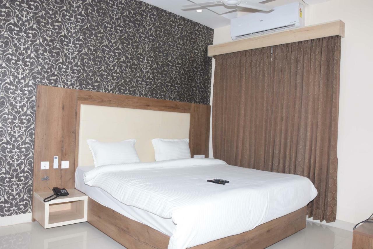 Salem Regency - A Business Stay ภายนอก รูปภาพ